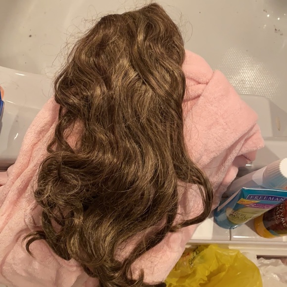 Ash brown blonde hair extensions - Picture 2 of 3